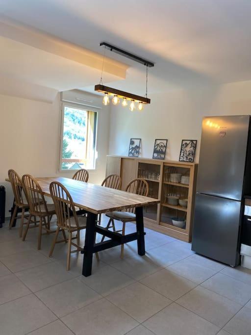 Charmant T4 Duplex Vue Montagne Луданвьель Экстерьер фото